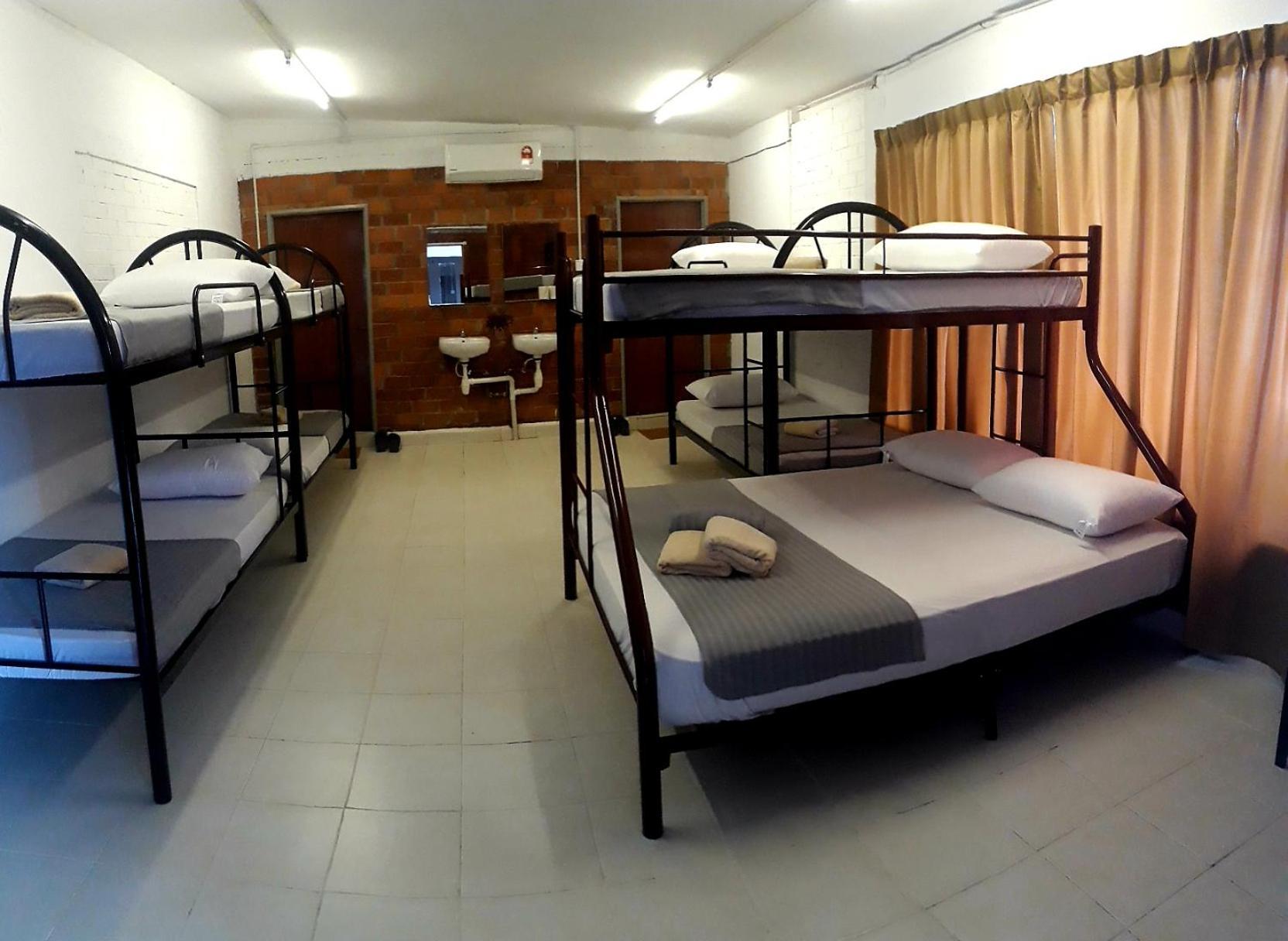 Dorm Master Hostel Padang Mat Sirat Ruang foto